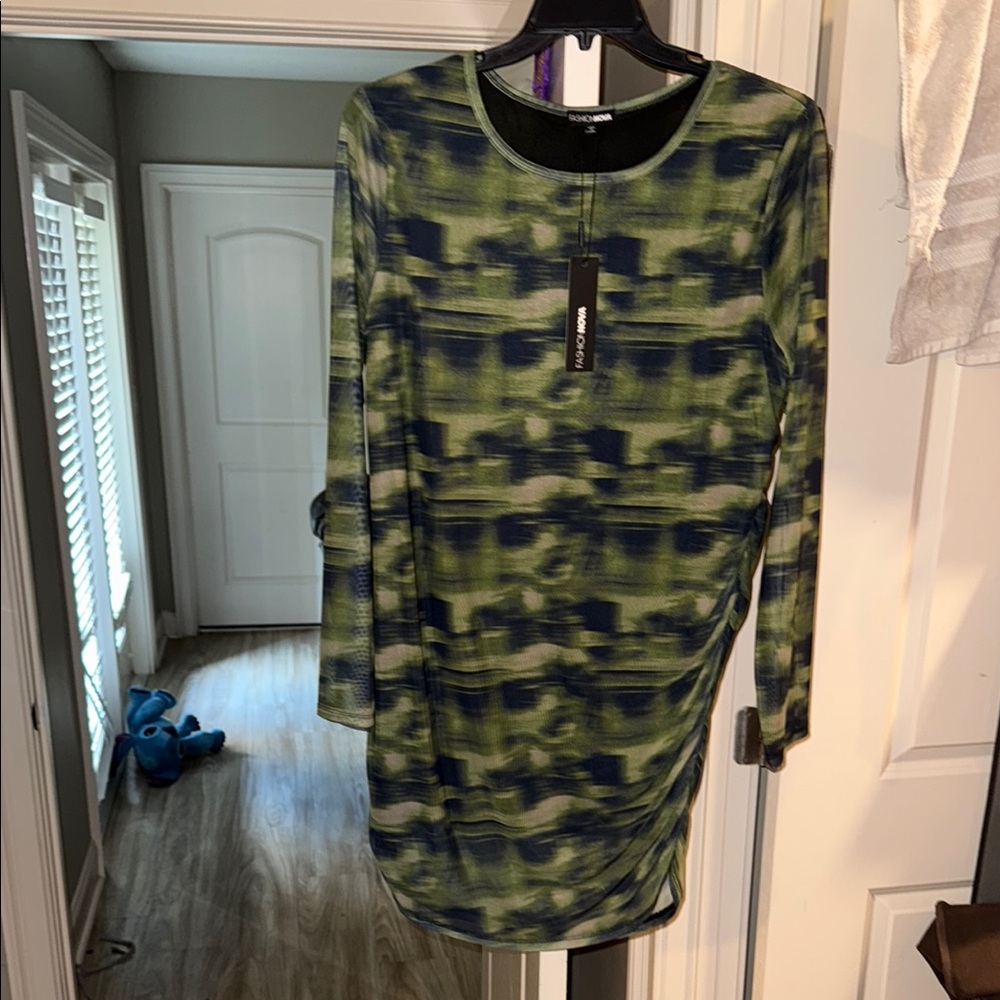 Fashion Nova Green Long Sleeve Sheath Dress
